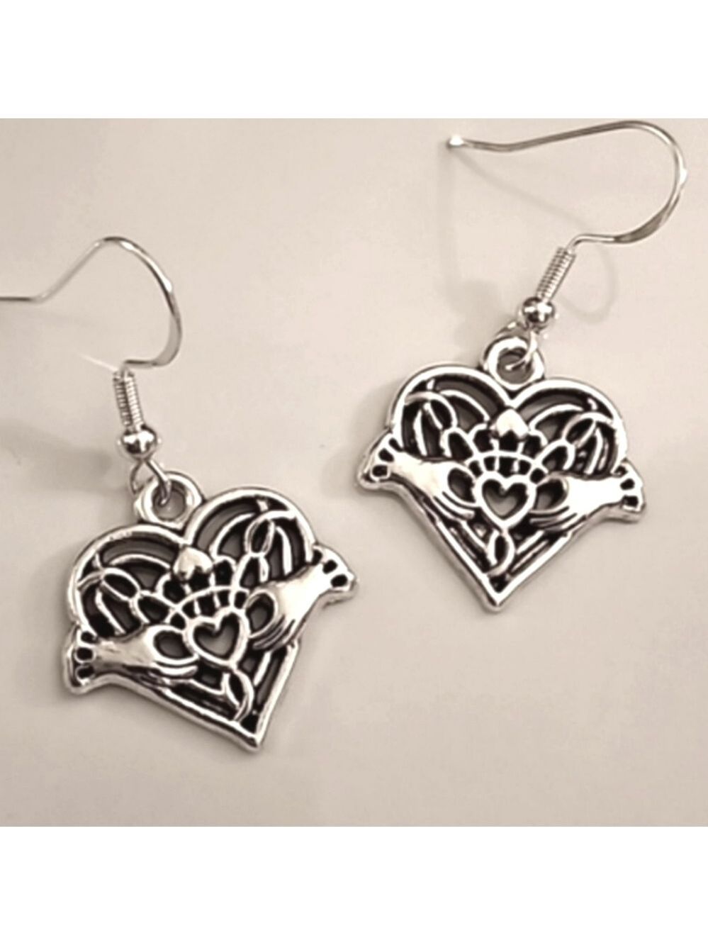 CLADDAGH  Heart Earrings 925S Post ZINC ALLOY charms Irish